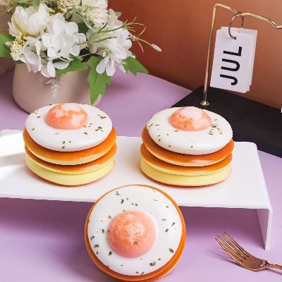 Cute cat squishy toy – soft slow-rising foam for stress relief